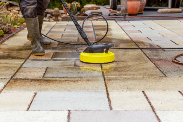 Best Gas Station Cleaning  in La Crosse, WI